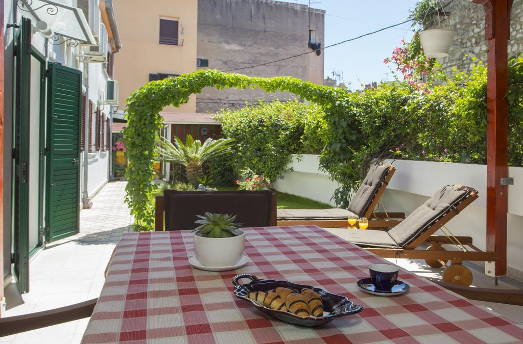 City Center Apartment Kadena Split Bagian luar foto