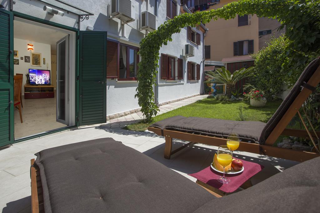 City Center Apartment Kadena Split Bagian luar foto