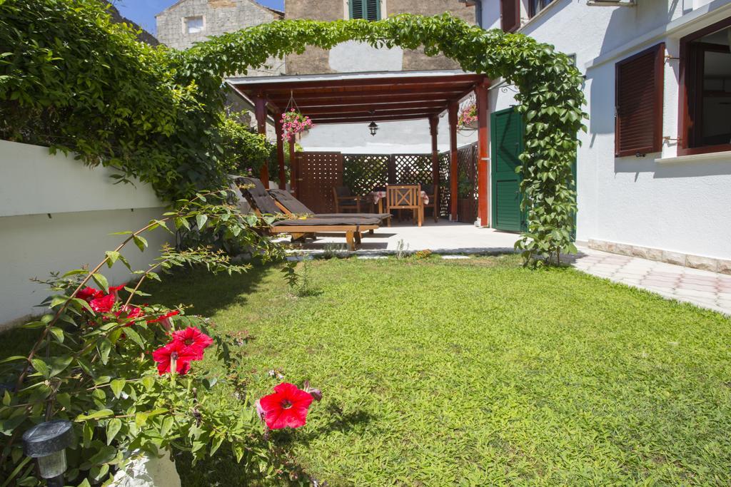 City Center Apartment Kadena Split Bagian luar foto